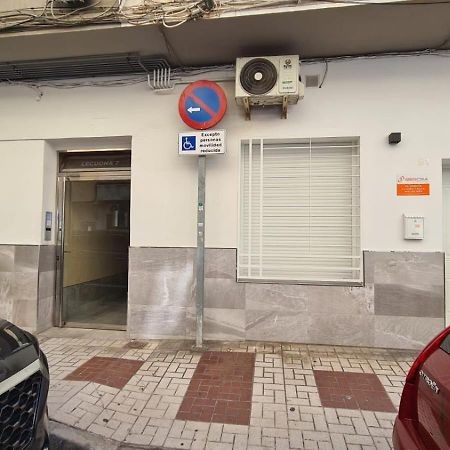 Vialia Suites Cinema Malaga Zewnętrze zdjęcie