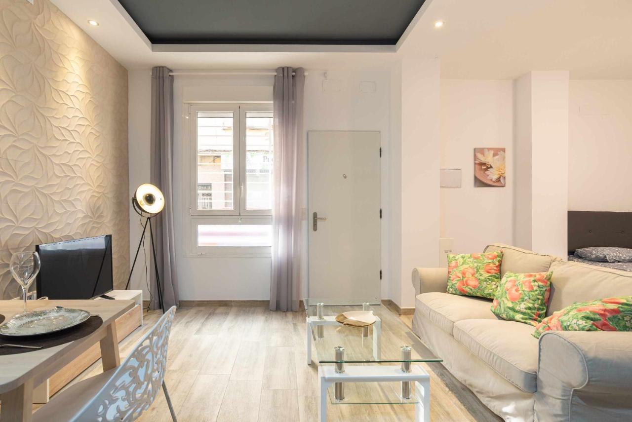 Vialia Suites Cinema Malaga Zewnętrze zdjęcie