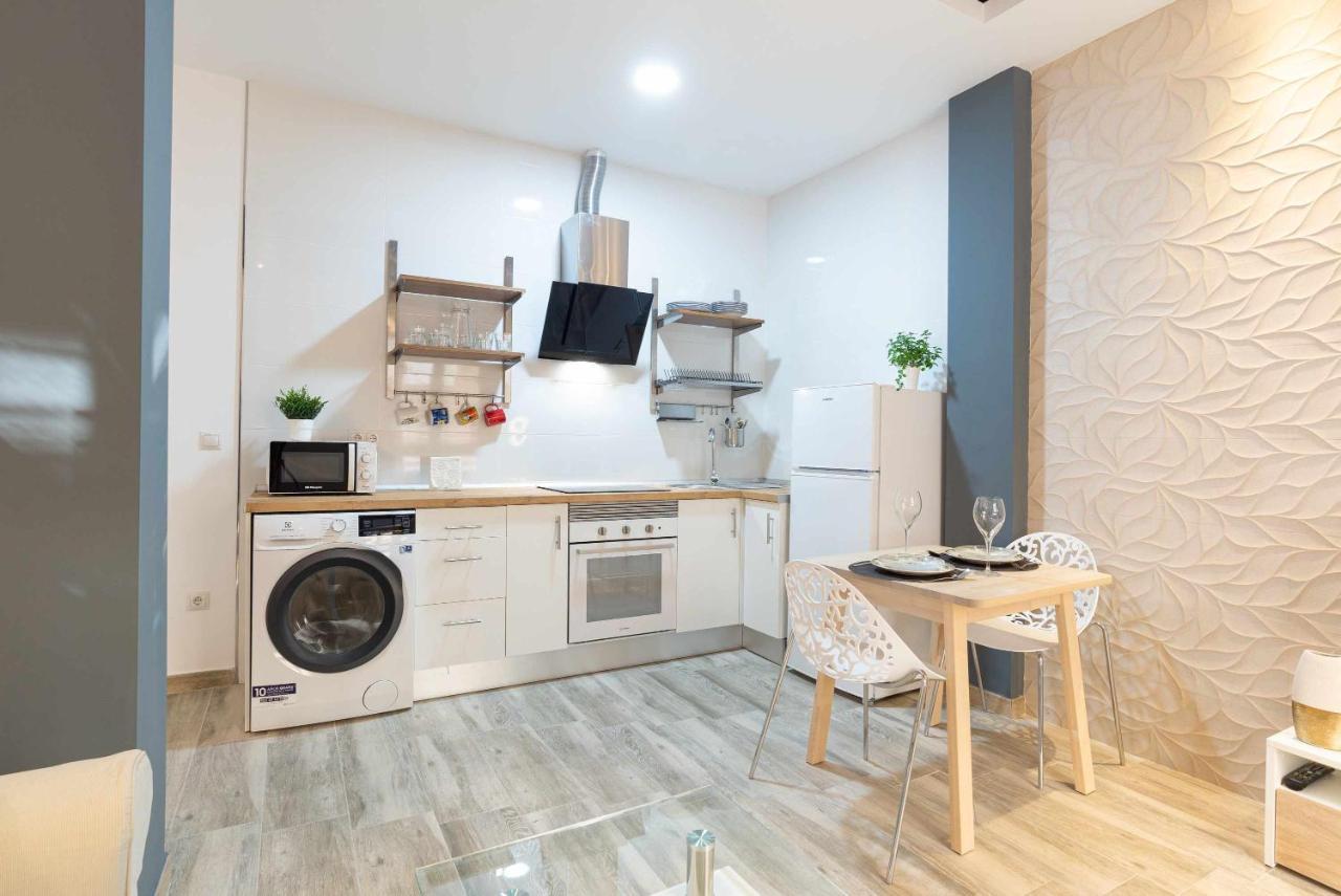 Vialia Suites Cinema Malaga Zewnętrze zdjęcie